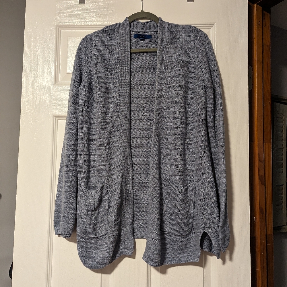 🩷 2 for $10 Apt. 9 cardigan sweater size S